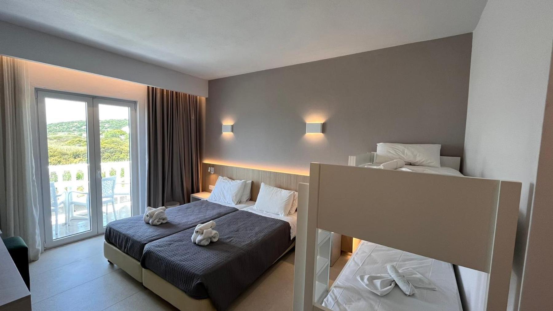 Sirenes Beach Resort Samos Town Exterior foto